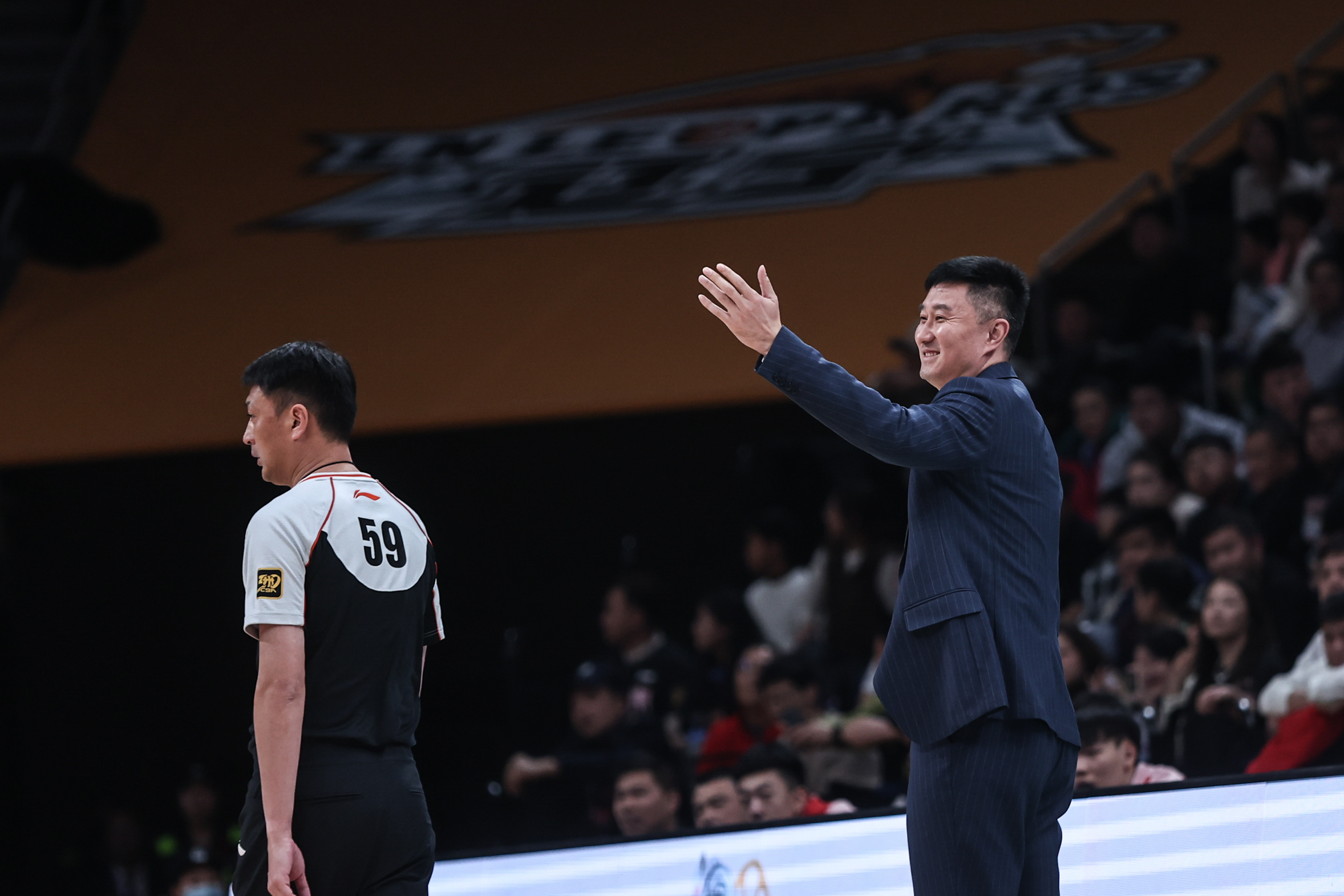 球队在比赛中因防守篮板掌握场上优势
