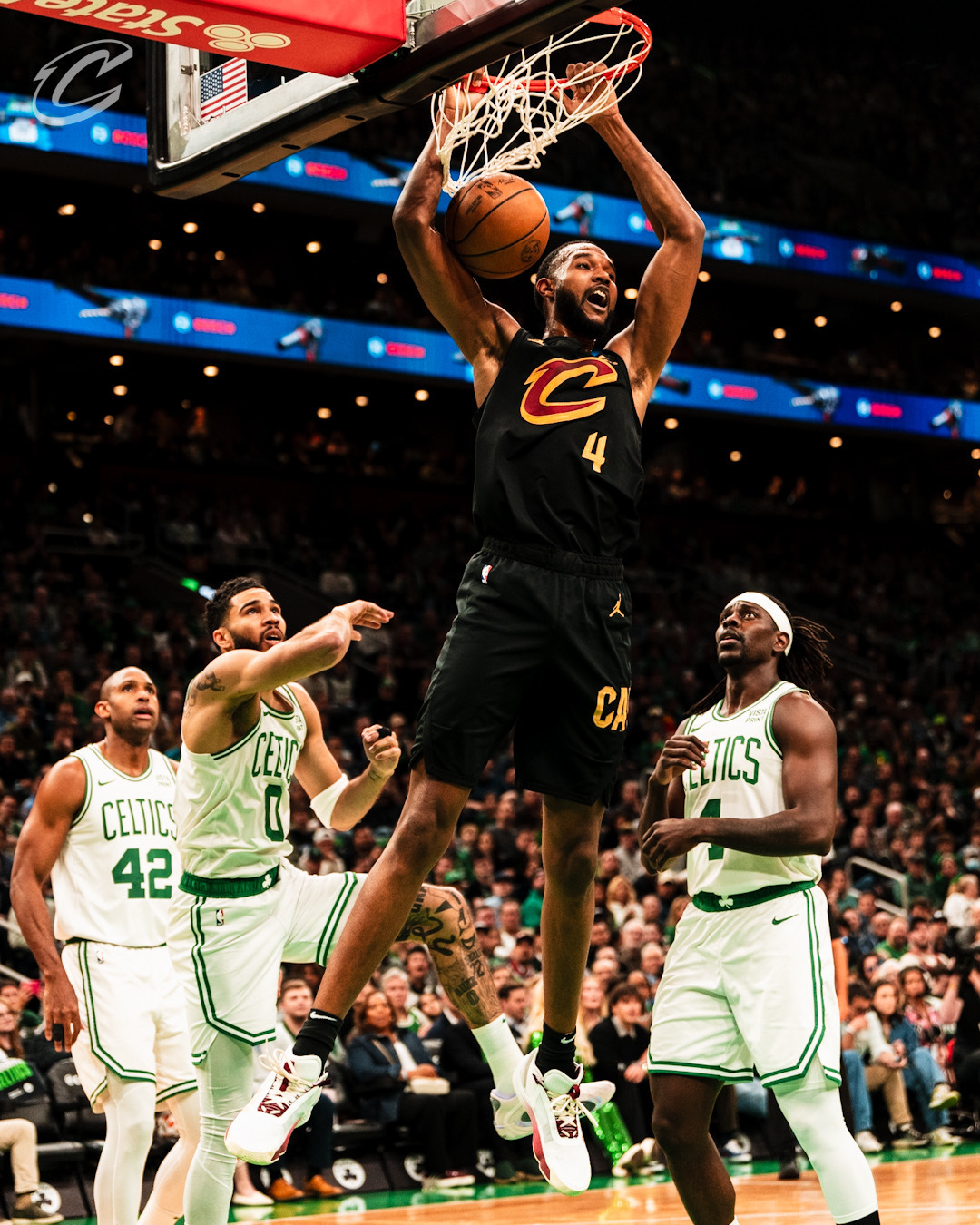 骑士完胜鹈鹕,德罗赞关键制胜 骑士完胜鹈鹕,德罗赞关键制胜