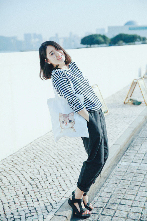 跨界风暴，拉文以篮球之魂在英超争冠赛中接管比赛，魔术收割鹈鹕的战术启示