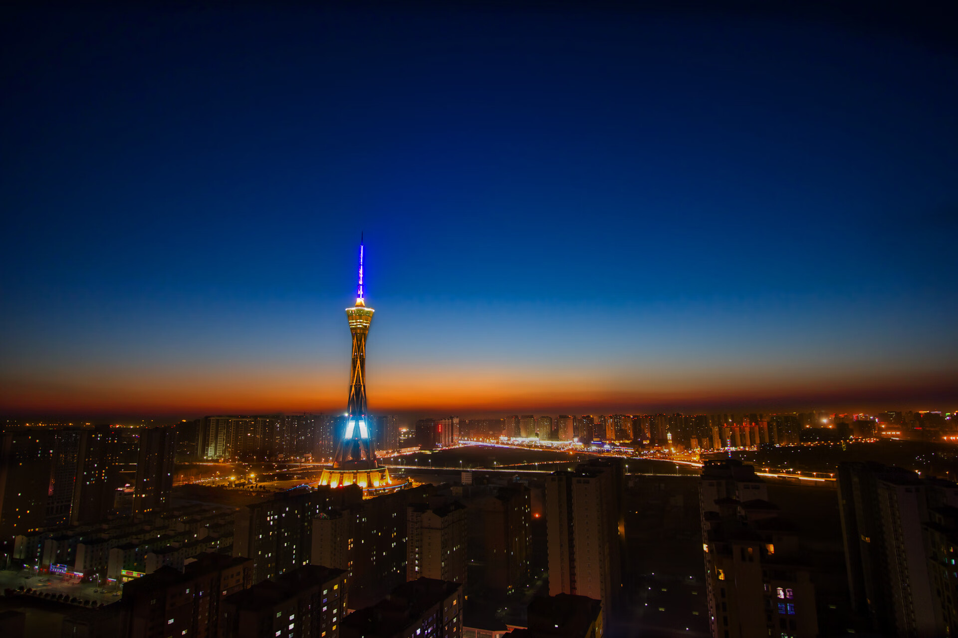 双线胜利,76人逆转公牛创奇迹,克莱F1揭幕战展统治力